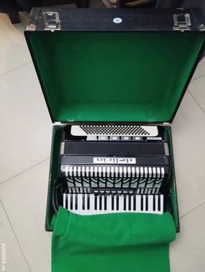 Acordeon  Delicia Choral 23 120 Bași, 7 Registre + 5 Registre la bași ,In 4 Scaune - imagine 5