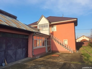 Vila frumoasă spre vânzare 9 camere 