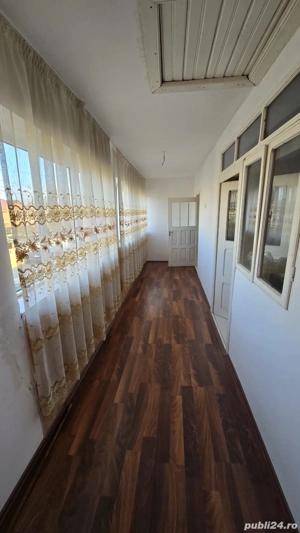 Vila frumoasă spre vânzare 9 camere  - imagine 7
