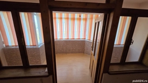 Vila frumoasă spre vânzare 9 camere  - imagine 10