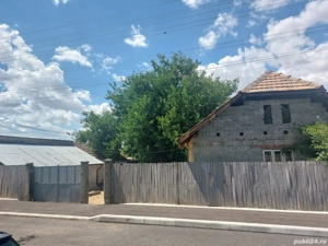 De  vînzare casa în Vînju-Mare  - imagine 3