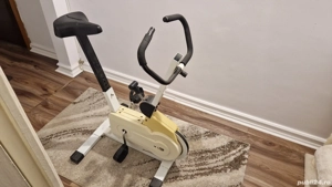 Bicicleta fitness de camera