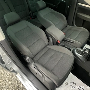 Volkswagen Touran Highline 2.0 TDI 170CP DSG  | Rate   Transport   Numere - imagine 13