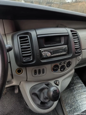 Vând Renault trafic 2.5 diesel - imagine 2