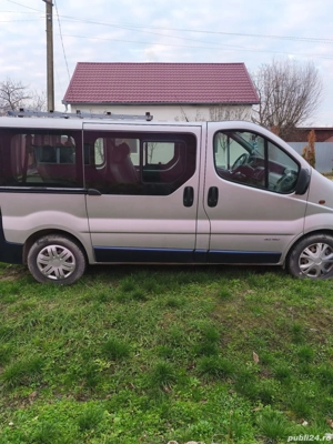 Vând Renault trafic 2.5 diesel - imagine 5
