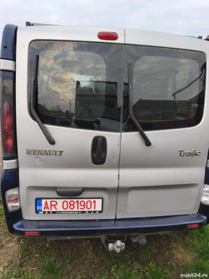 Vând Renault trafic 2.5 diesel - imagine 4