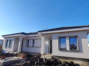 Duplex individual - personalizare interioara - teren 330 mp