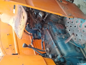 Vând tractor FIAT 550 - imagine 5