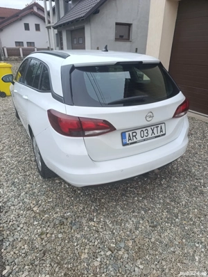 Opel Astra Sports Tourer 2018 1.6 CDTi Euro6 - imagine 3