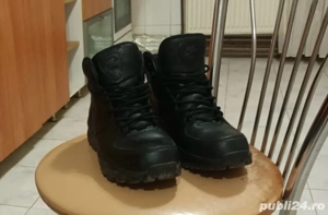 Bocanci caldurosi, Firma Nike 