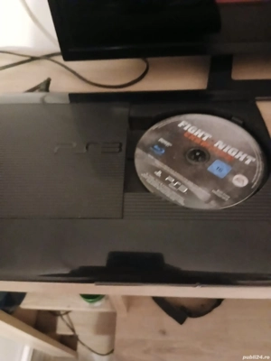 Vând ps3 cu un joc 