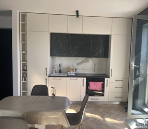 De închiriat,apartament 2 camere decomandat ,loc de parcare și terasă Str Crinului ,Com Giroc