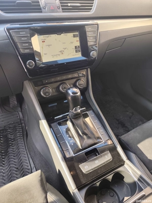 Vând Skoda superb  - imagine 4