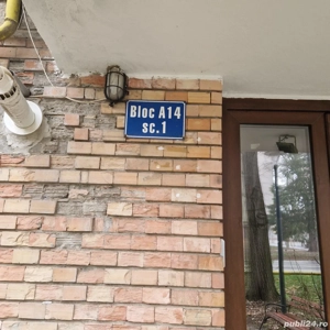 vând apartament cu doua camere 