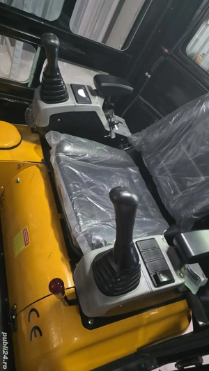 Miniexcavator TCM E Diesel 3 cilindri LAIDONG E5  KUBOTA 1,5 si 2 To NOU Garantie  - imagine 4