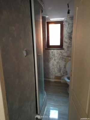 Închiriez o camera pentru un barbat  - imagine 3