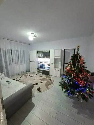 Proprietar, vand apartament cu 2 camere in Sanpetru