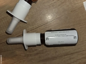 Sprayuri nazale cu Budesonida Crisia Sigilate