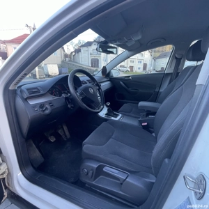 Vând pasat b6 motor 2.0 an 2008 140 de cai  - imagine 5