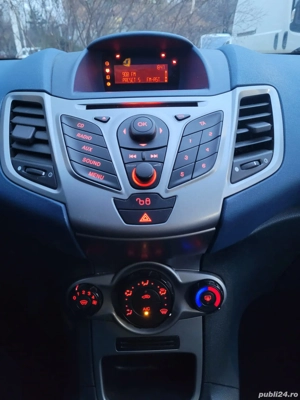 Ford Fiesta 1.25 (2010) - imagine 6