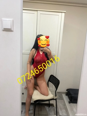 Ceea ce vezi in poze ,gasesti si la usa . Trimit video