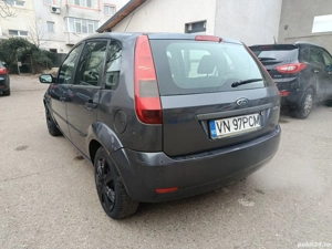 Ford fiesta  - imagine 5