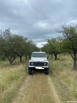 Land Rover Defender td5 110 - imagine 2
