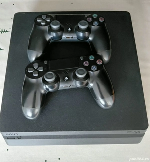 Vând PS4 Slim, 2 controllere și jocuri