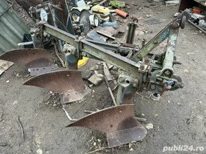 Plug PP3 3 brazde cu sina