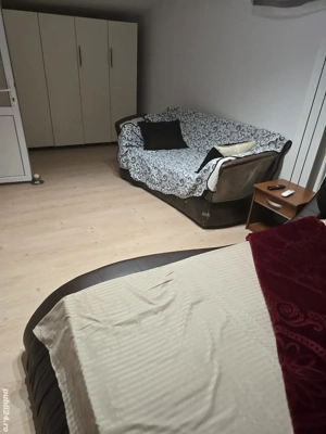 Garsonieră  de închiriat 42 m la curte  - imagine 2