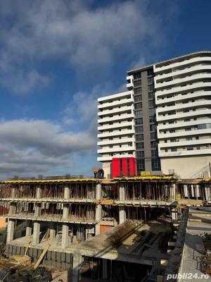 Vand apartamente in zona centrala