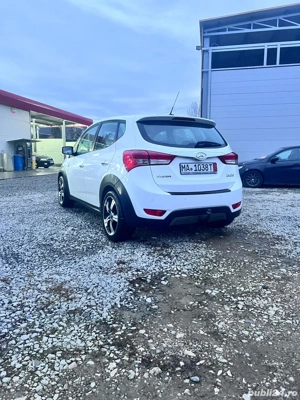 Hyundai ix20 crossline 2015 - imagine 4