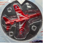 Macheta avion metal Hawk T, Corgi 2004, avion de acrobatie The Red Arrows Anglia