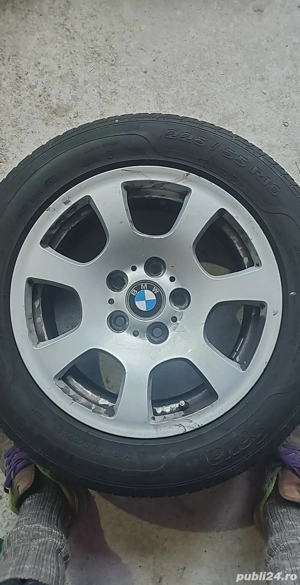 vând 4 bucăți genți de aluminiu + cauciucuri