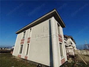 Duplex separat prin garaj - zona excelenta - toate utilitatile - asfalt - personalizare interioara - imagine 5