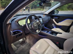  Jaguar F-Pace 2.0D AWD - imagine 2
