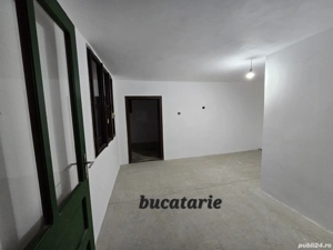 casa de vanzare la țară,cu 5 dormitoare  - imagine 6