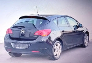 Opel ASTRA J 2011, 1.4 Benzina Turbo - imagine 3