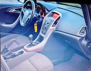 Opel ASTRA J 2011, 1.4 Benzina Turbo - imagine 2