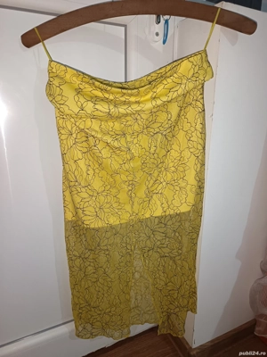 Fustă din dantelă Zara