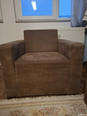 Fotoliu maro confortabil 