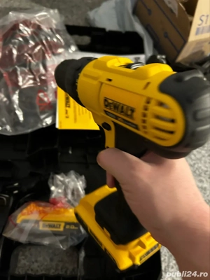 dewalt masina de insurubat si gaurit noua cu baterii
