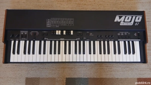 Crumar Mojo 61, încă în garanție