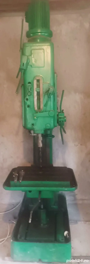 Masina de gaurit industriala