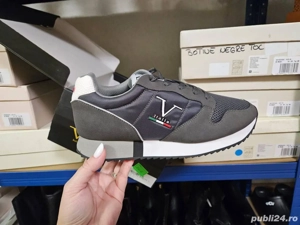 Adidasi barbati Versace