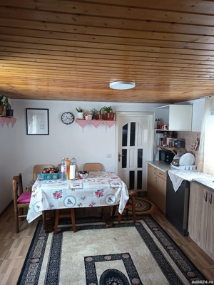 Casă cu grădină și anexe!