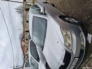 Vand Skoda Ocatavia an 2009 pret 2500 se euro
