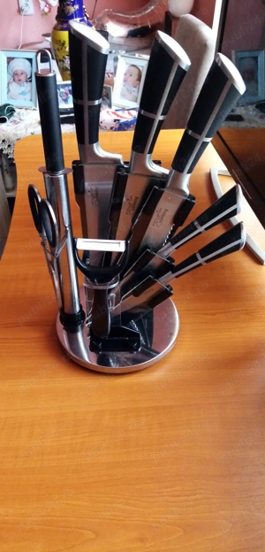 Set cutite MYRIA MC4024, 9 piese, otel, 7.6 - 20.3 cm, negru + Suport