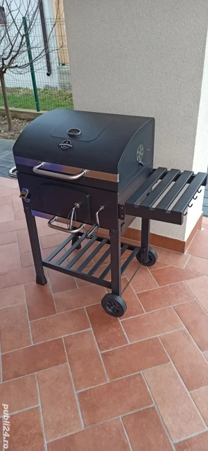 Vând grătar cărbuni nou marca Jamestown
