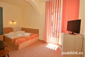 Pensiune   Guesthouse de vânzare   Afacere turistică, 12 camere   Băile Felix Spa Resort, parcare - imagine 3